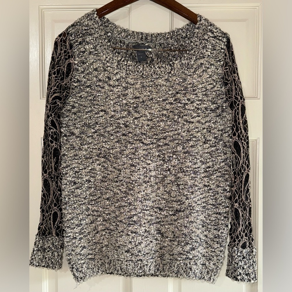 Lola B Womans Popcorn Knit Sweater Sheer Mesh Embroidered Sleeves Size Medium